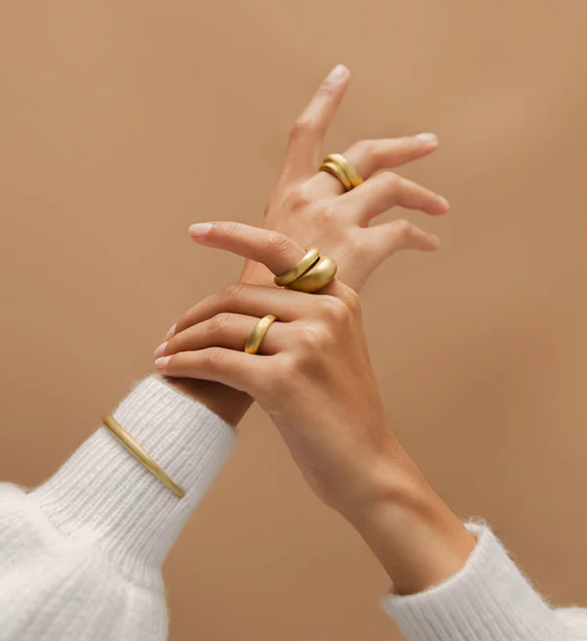 Egg + Ring (8mm)