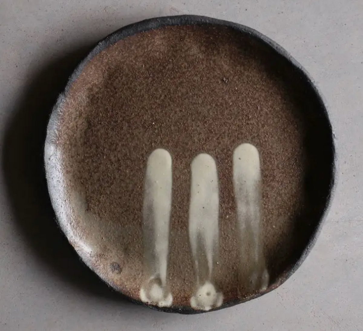 Round + Saucer
