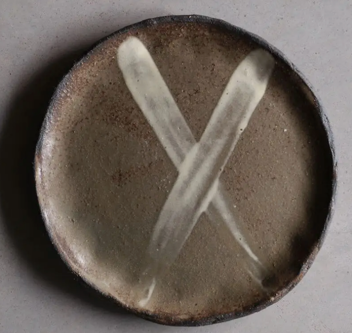 Round + Saucer