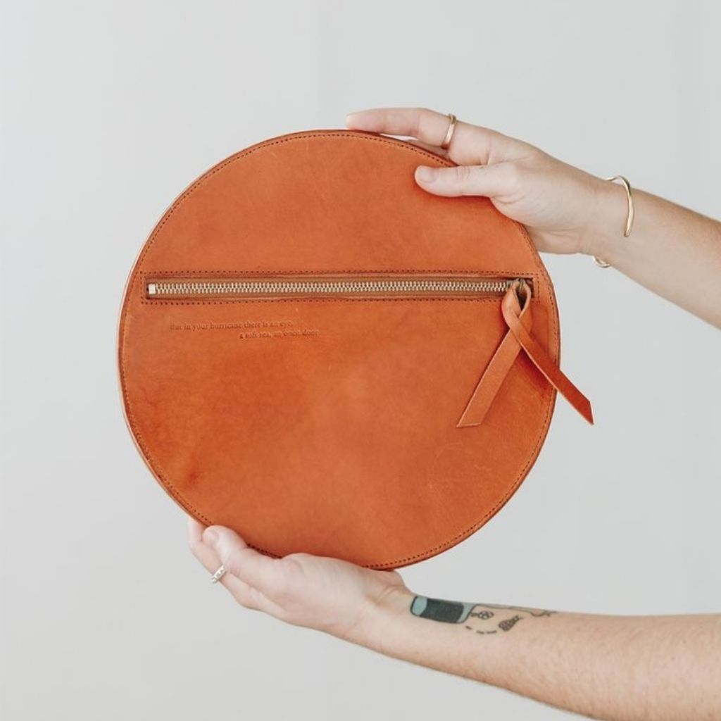 Open Door Clutch + Saddle