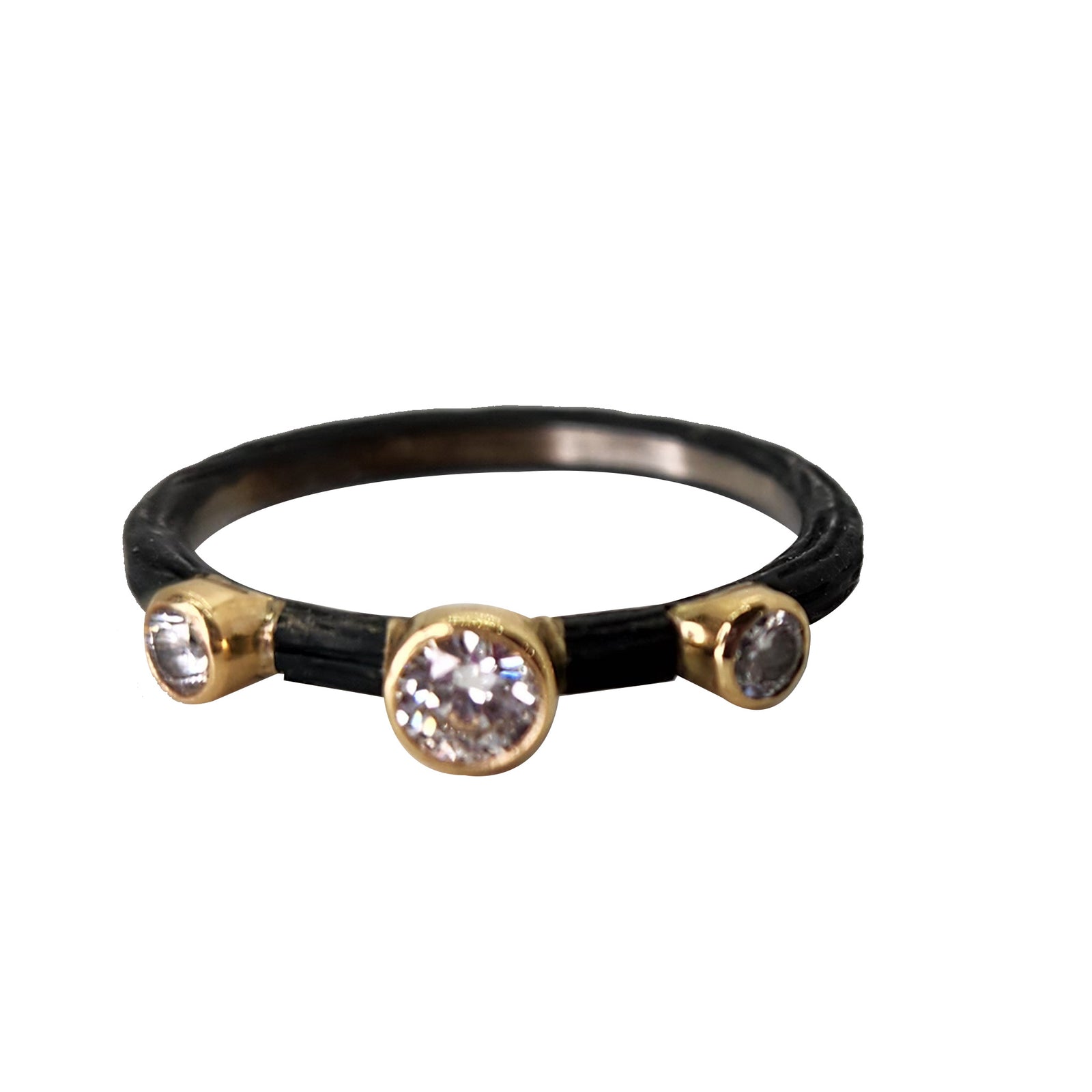 Pebble Satcking Ring + 3 White Diamonds