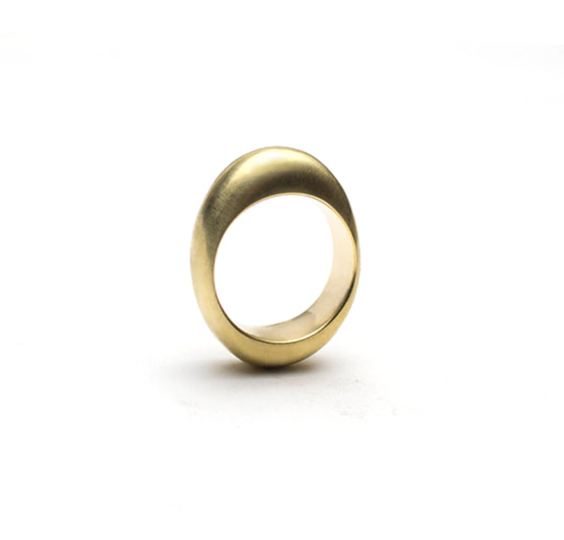 Egg + Ring (8mm)