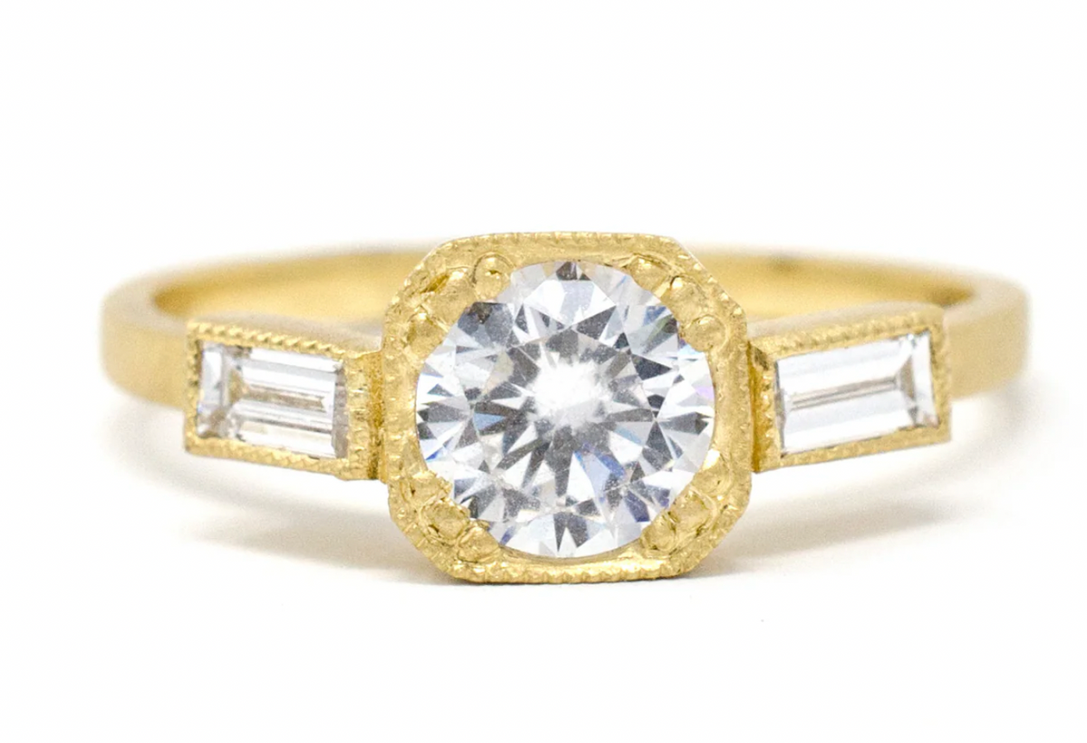 Mountings Blockette + Three Stone Ring