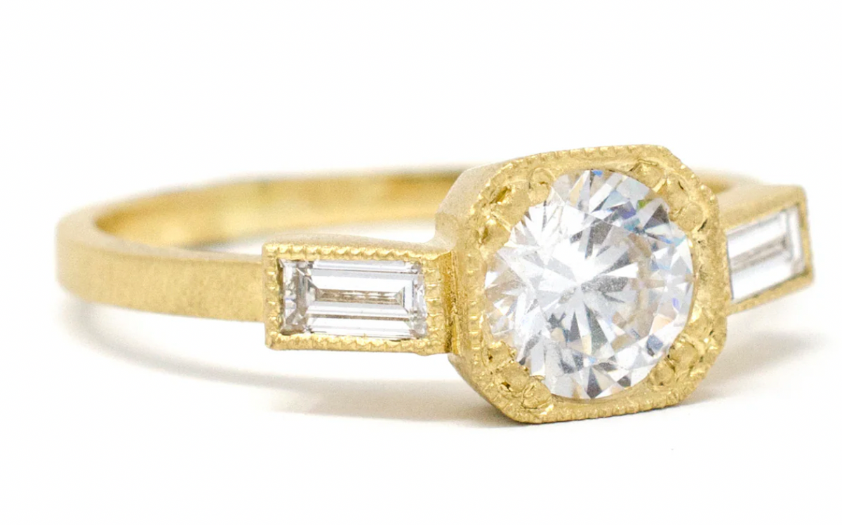 Mountings Blockette + Three Stone Ring