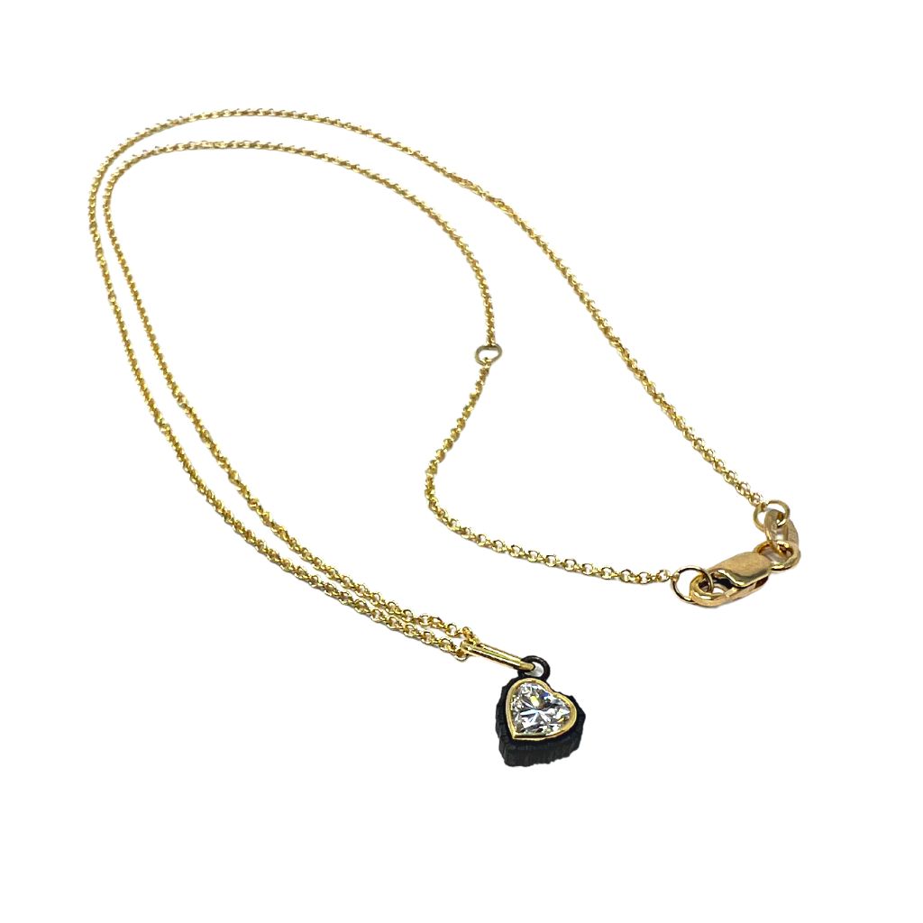 Chroma Bezel Pendant + Heart-Cut Diamond