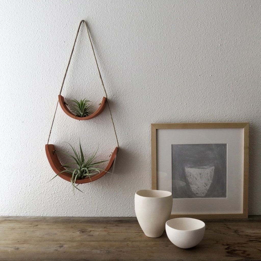 Hanging Ceramic Air Plant Cradle + Terracotta + Small