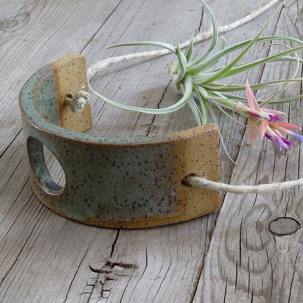 Hanging Air Plant Cradle + Green + Small