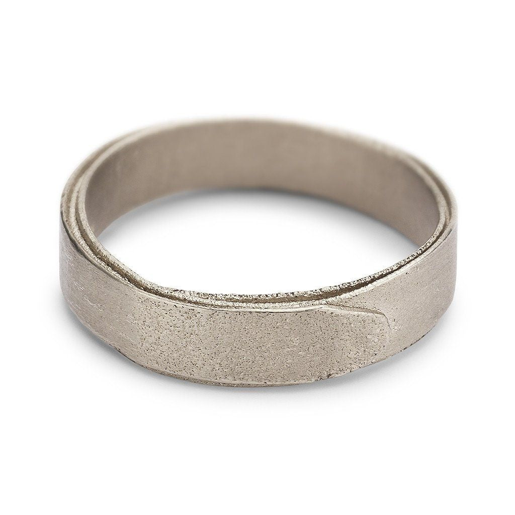 Men&#39;s Wrap Wedding Band + Textured
