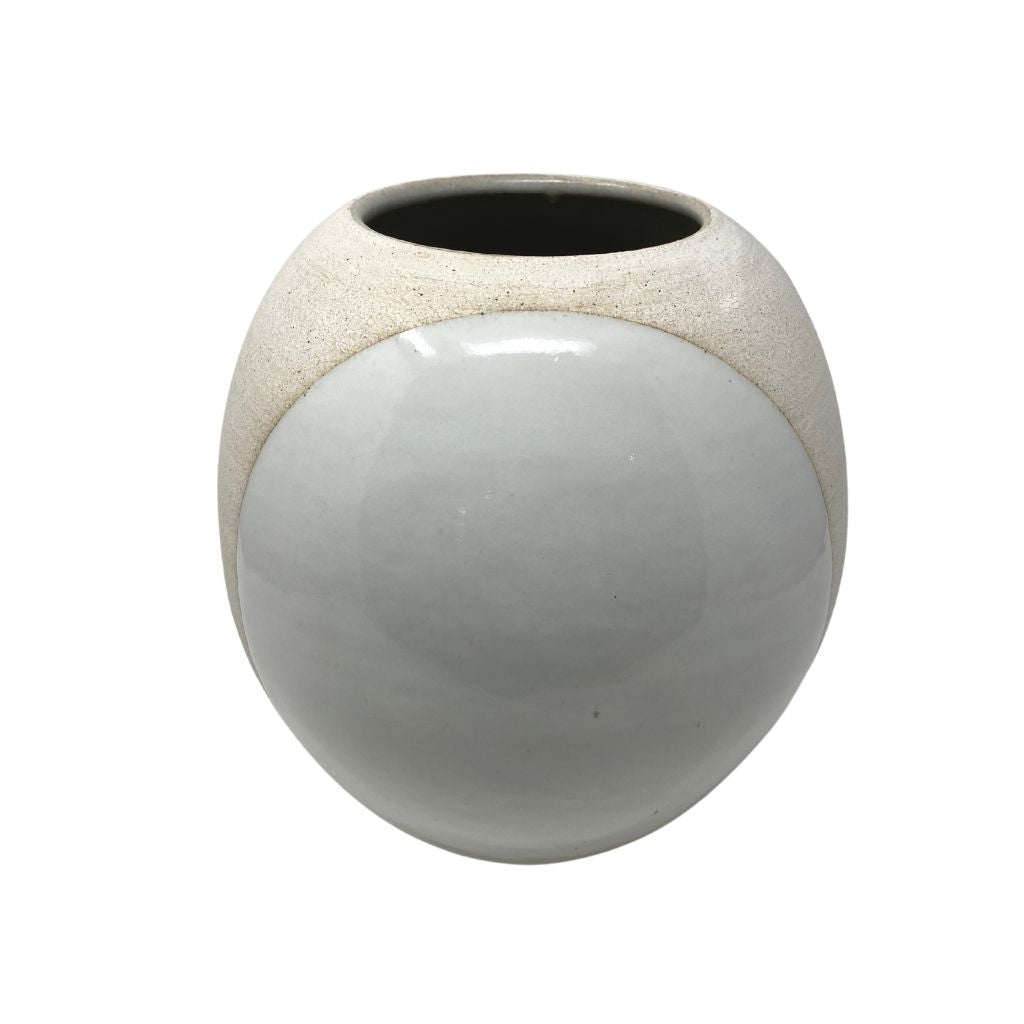 Vessel Round + Full Moon